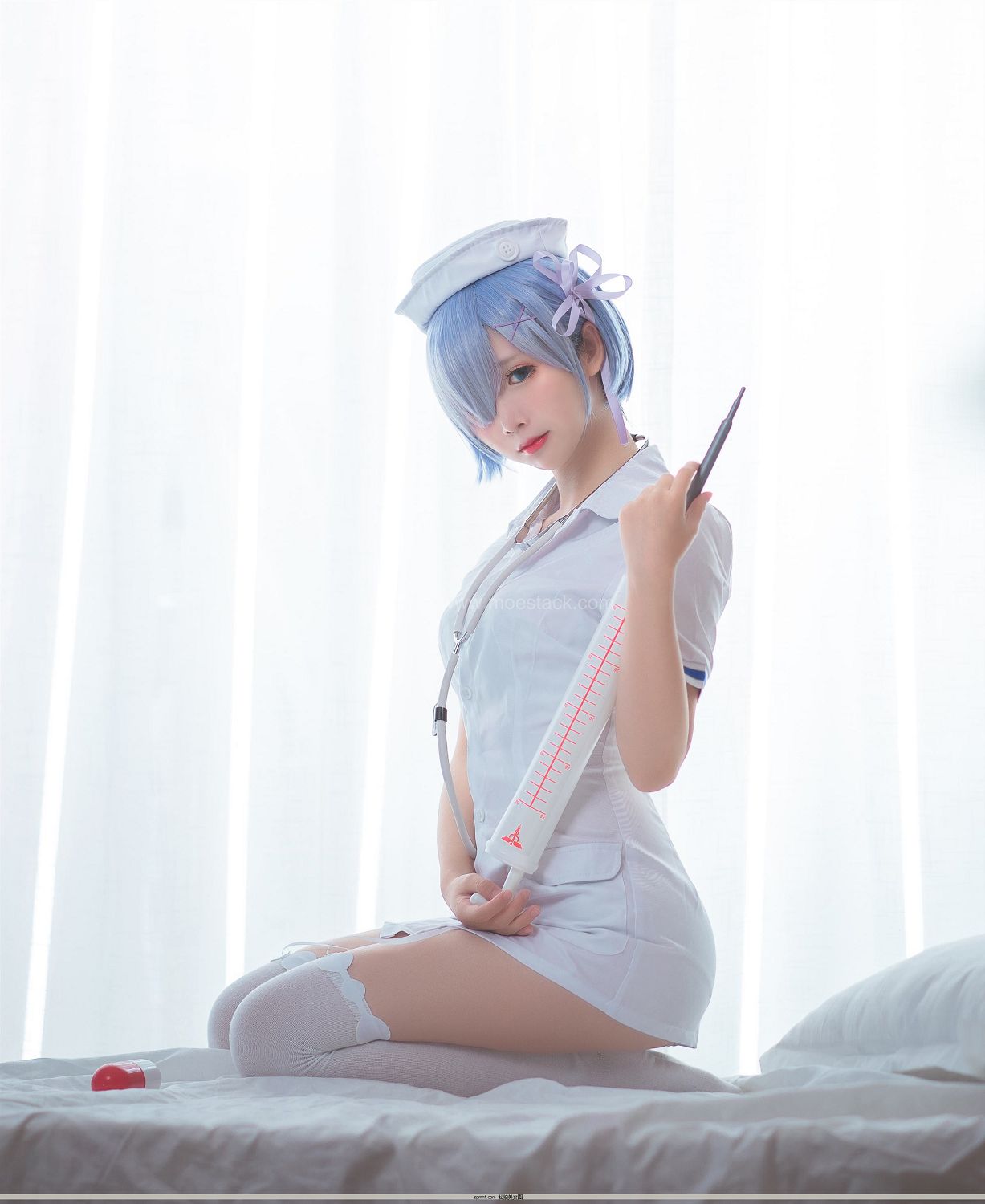 [ŮCoser] ķʿװ[18P]  ɶ 4ҳ